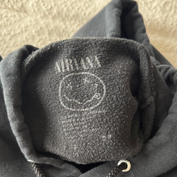 NIRVANA Black Hoodie with Yellow Smiley - Picture 4 of 8